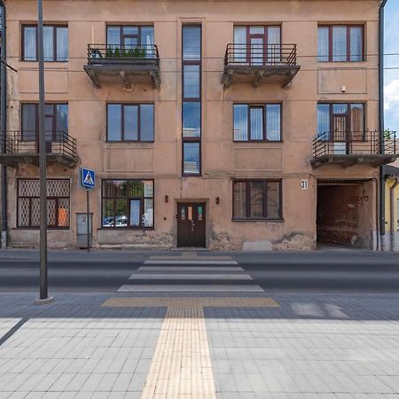 White 1 Bd Old Town Apartment By Hostlovers Kaunas Buitenkant foto